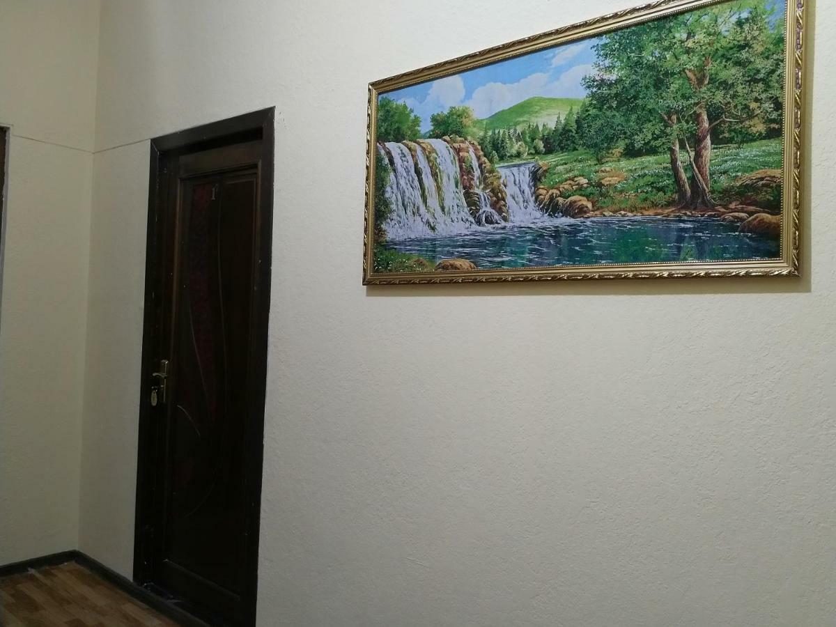 Hostel Mukarram Bukhara Esterno foto