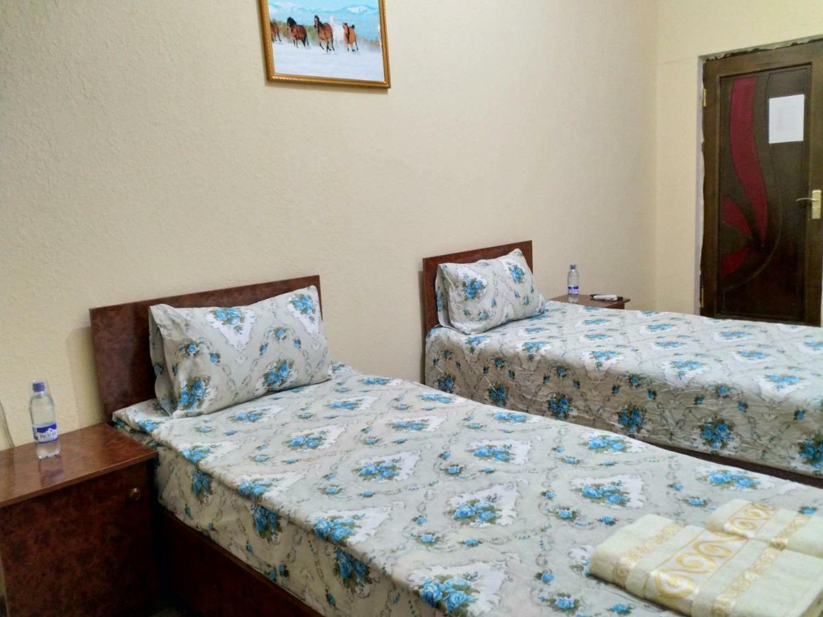 Hostel Mukarram Bukhara Esterno foto