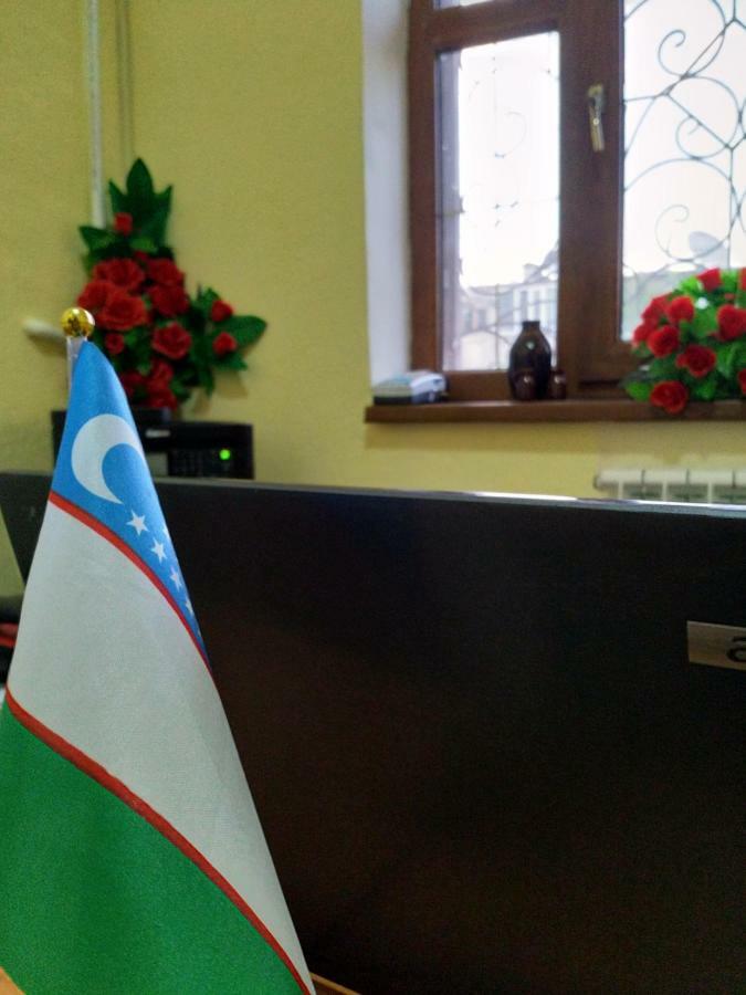Hostel Mukarram Bukhara Esterno foto