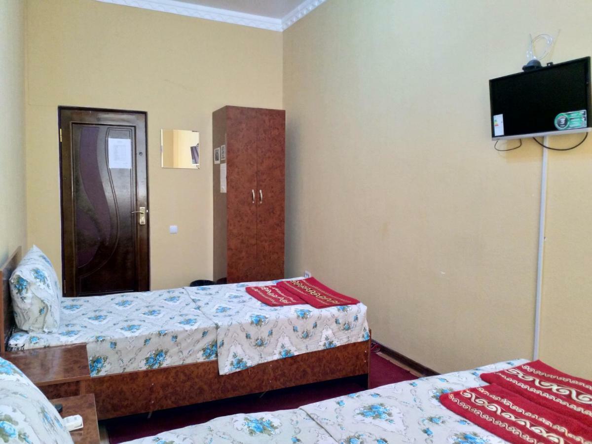 Hostel Mukarram Bukhara Esterno foto