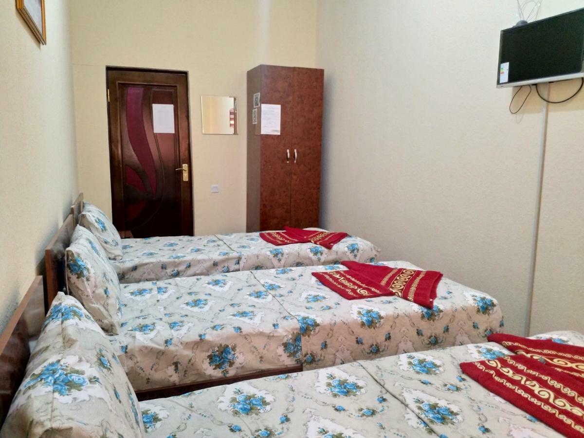 Hostel Mukarram Bukhara Esterno foto