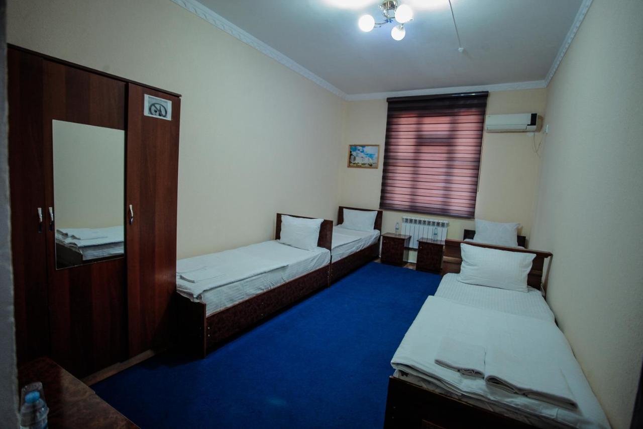 Hostel Mukarram Bukhara Esterno foto